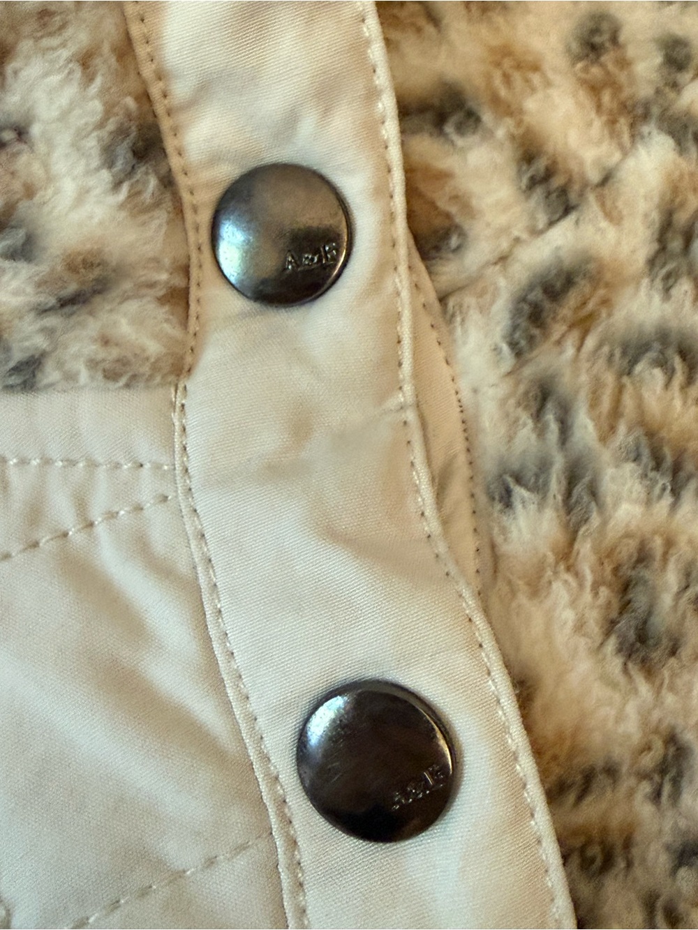 Abercrombie & Fitch XXL Leopard Sherpa Quilted Snap Neck Pullover Fleece Jacket - Picture 8 of 11
